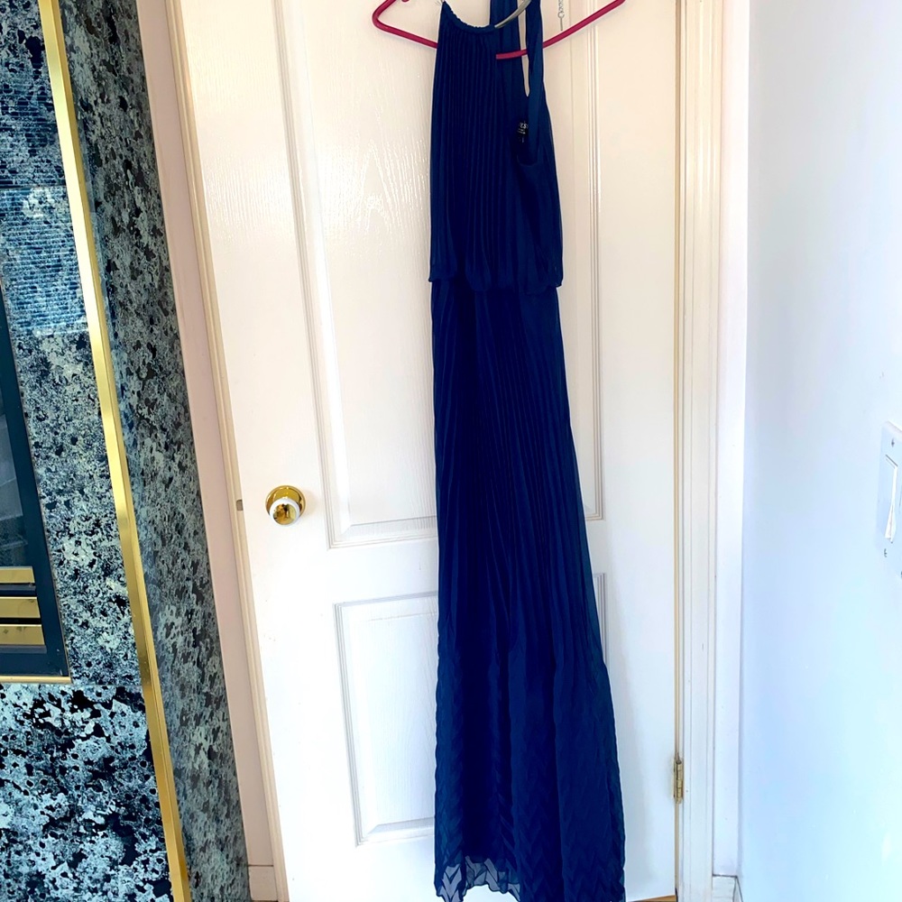 Beautiful blue maxi dress - Picture 2 of 6
